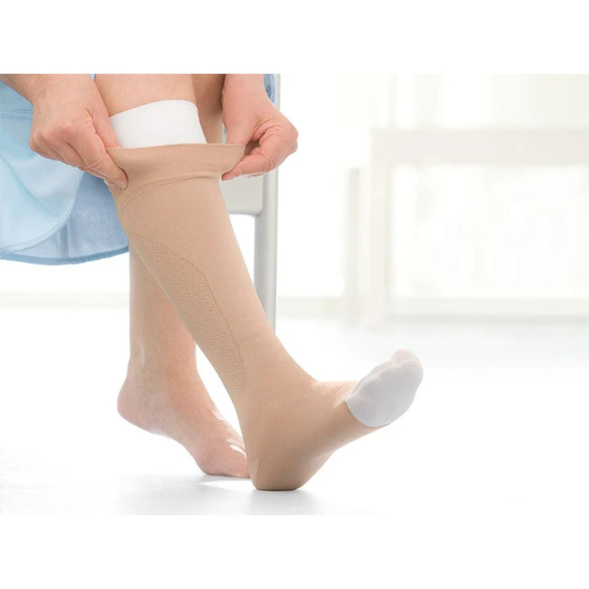 JOBST JOBST UlcerCare Kit Knee High Zip Closure