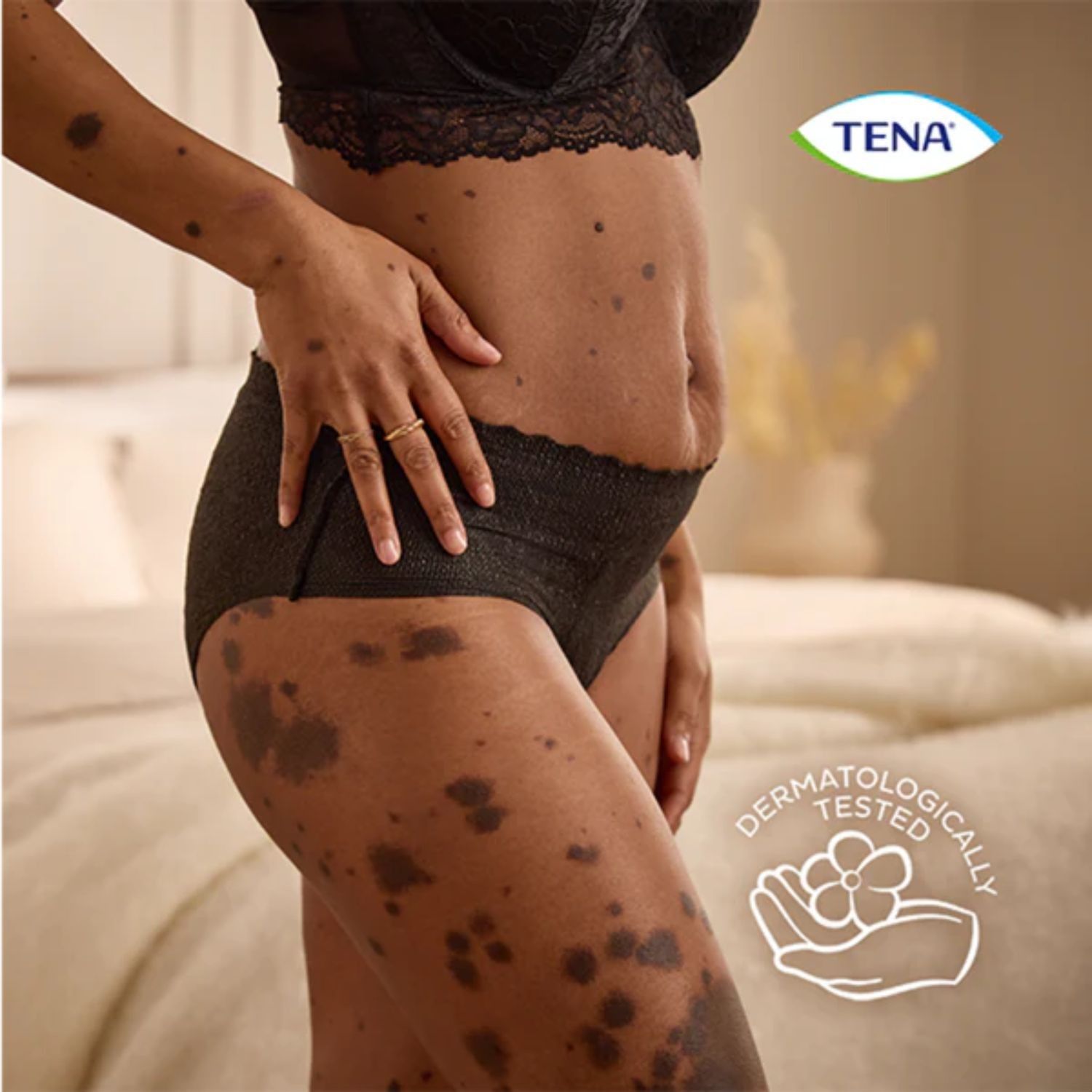 Tena PANTS TENA DISCREET NOIR LOW WAIST MED BLK