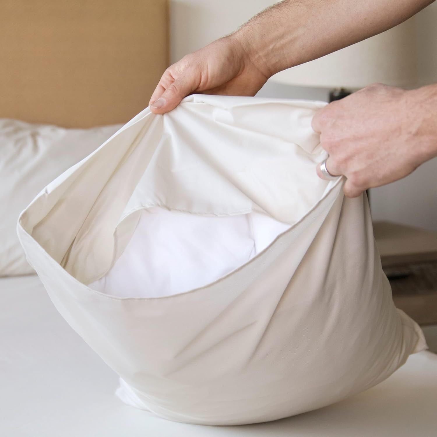 Conni Conni Standard Pillow Protector