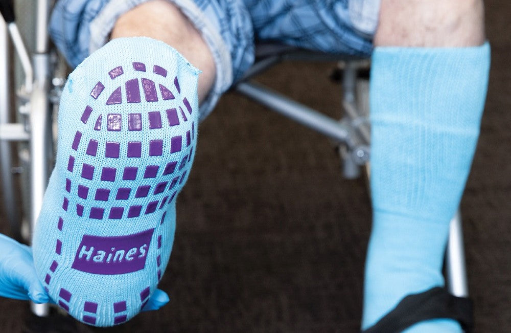 Bariatric Mobility: Non-Slip Socks for Enhanced Safety