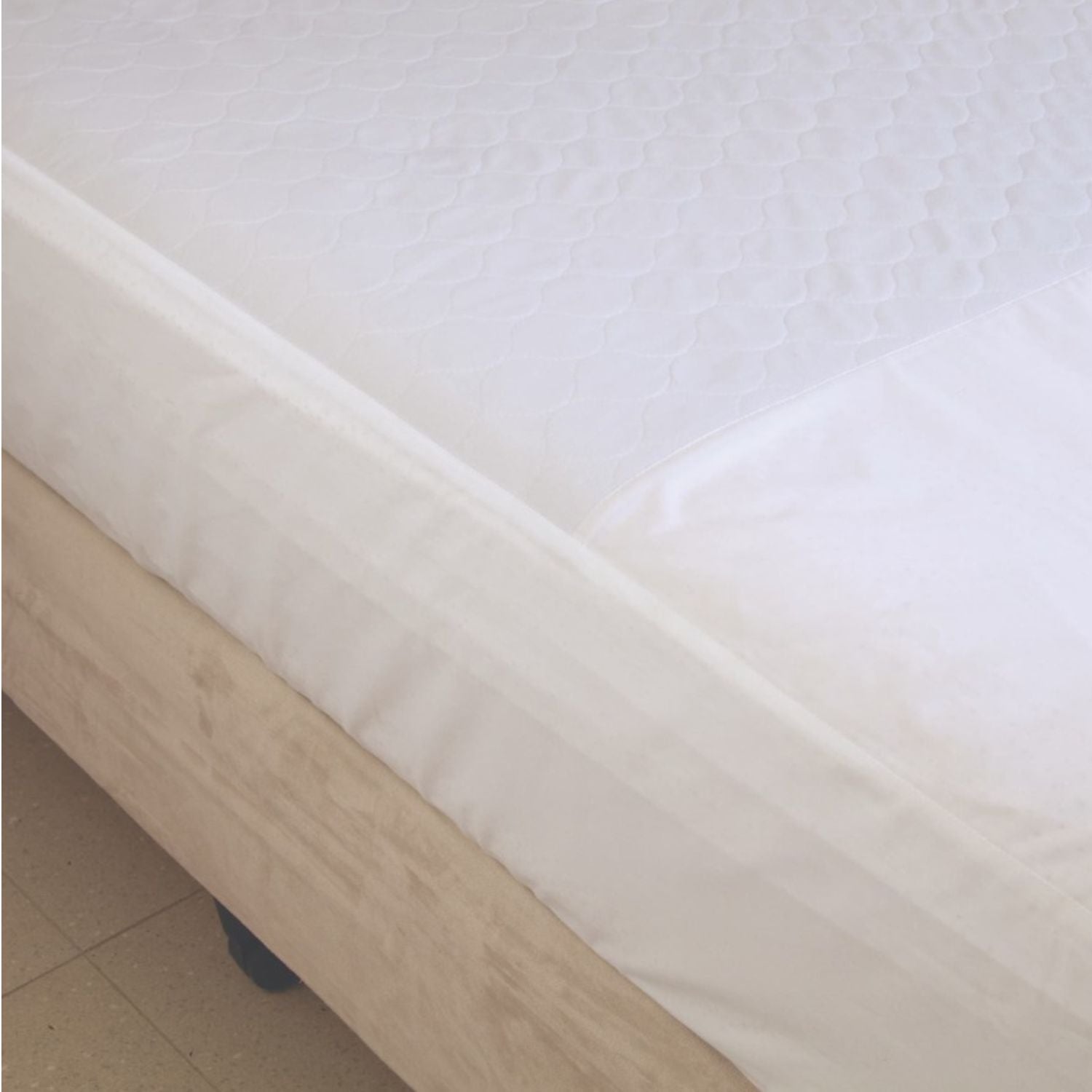 Conni CONNI FITTED BED SHEET PAD