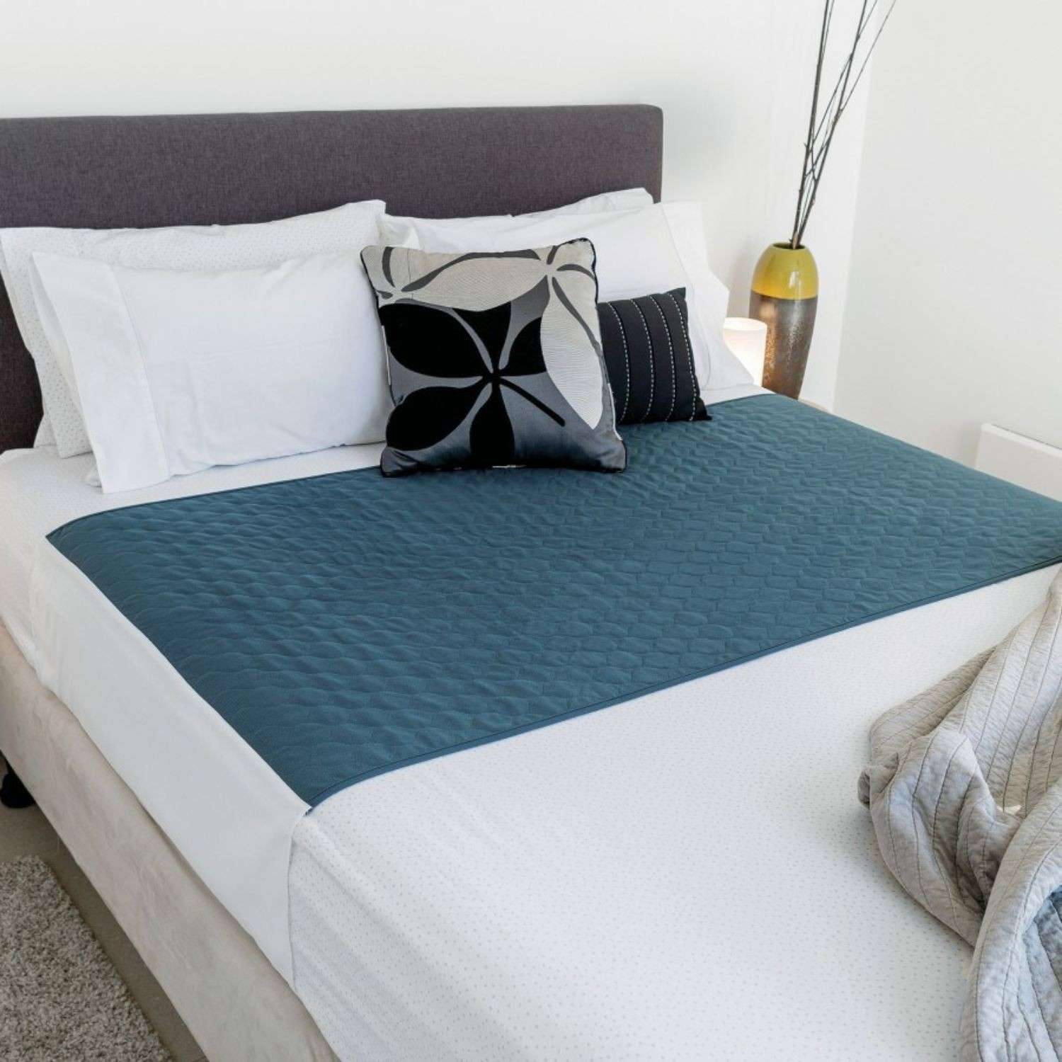 Conni Conni X-Wide Bed Pad Tuckins Teal Blue