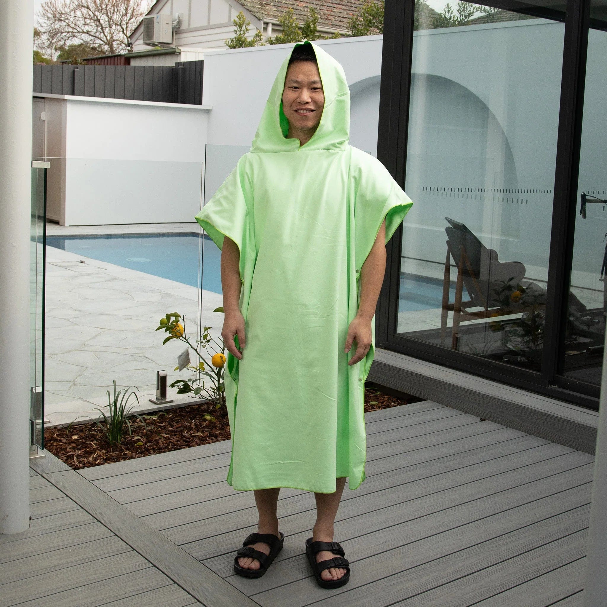 Staydry Staydry Hooded Microfibre Towel - Adults Mint Green