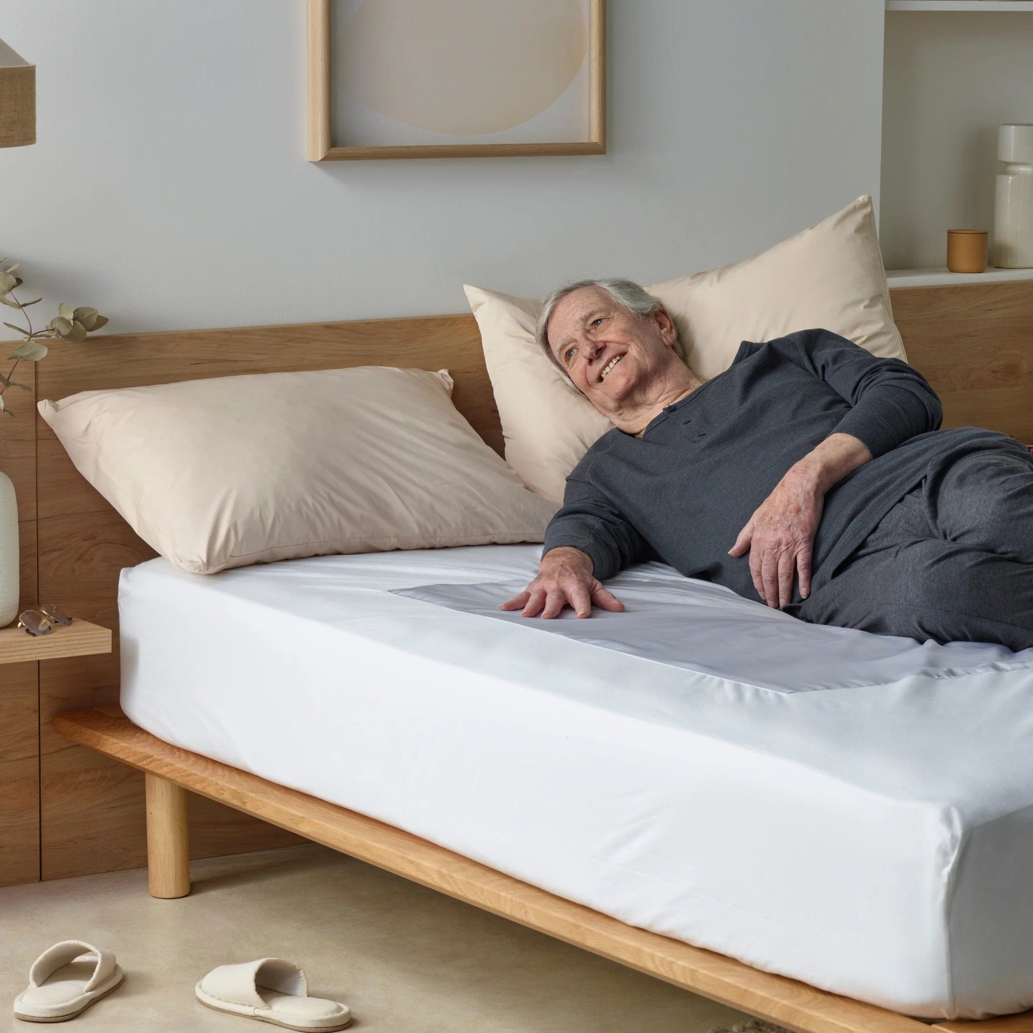 Staydry Staydry Mobility Assist Waterproof Bed Protector